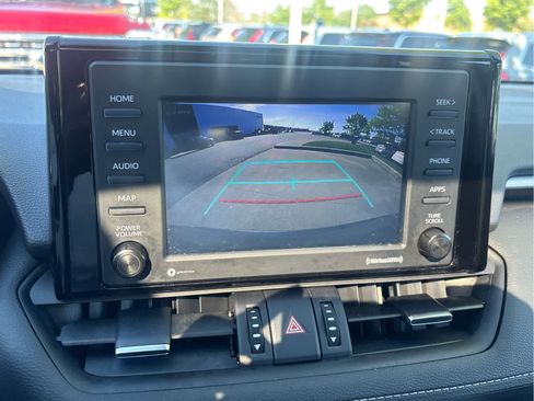 Used 2022 Toyota RAV4 XLE Premium AWD/4WD image 23