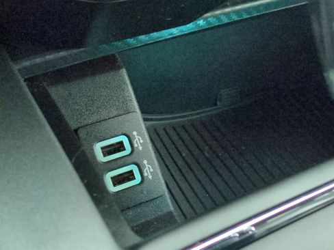 Used 2018 Ford F150 XLT w/ Equipment Group 302A Luxury image 29