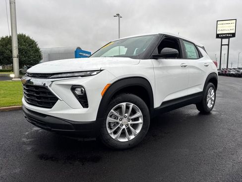 New 2026 Chevrolet TrailBlazer LS AWD/4WD image 1