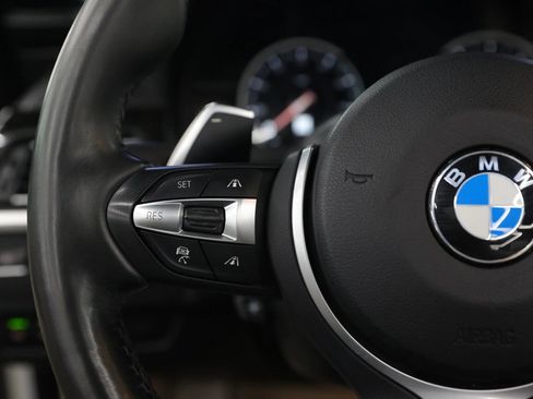 Used 2018 BMW 640i Convertible RWD image 34