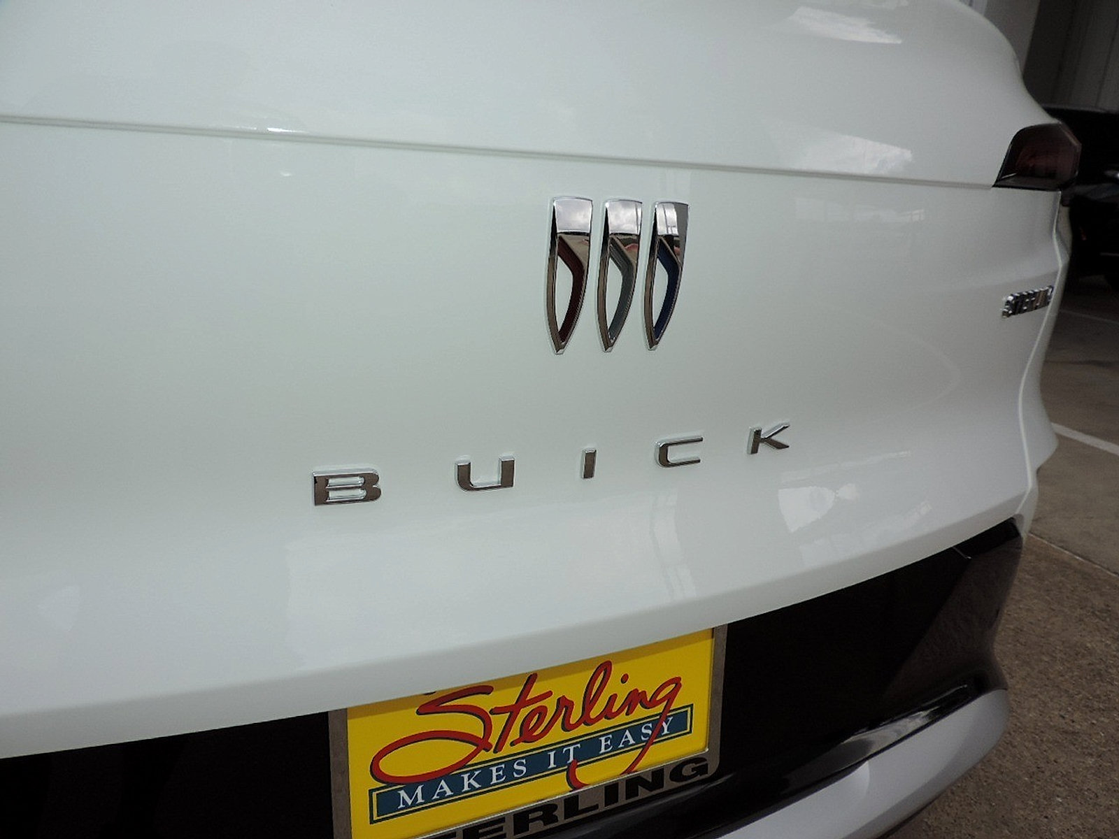 New 2026 Buick Envista Sport Touring w/ Convenience I Package FWD image 11