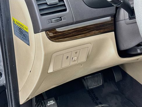 Used 2010 Hyundai Santa Fe GLS FWD image 11