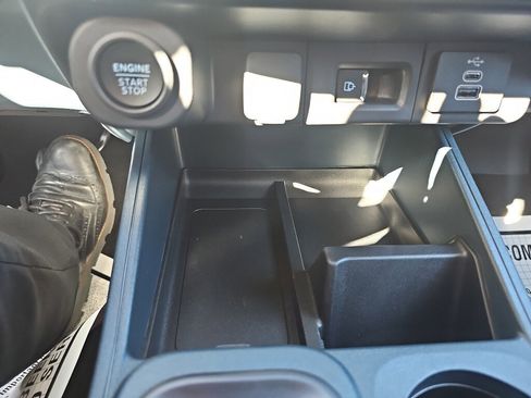 New 2026 Ford Maverick Lariat image 52