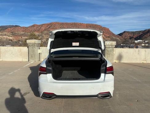 Used 2018 Lexus LS 500 w/ Interior Upgrade Package image 8