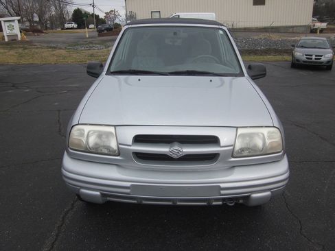 Used 2000 Suzuki Vitara JLX image 3