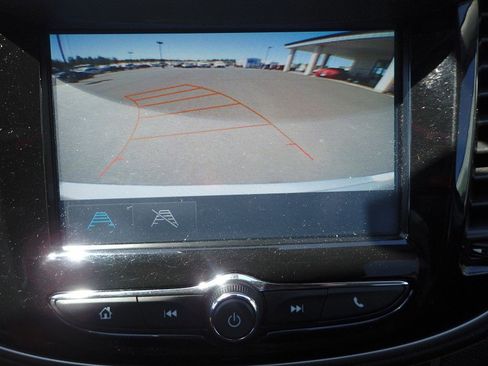 Used 2017 Chevrolet Trax LT image 18