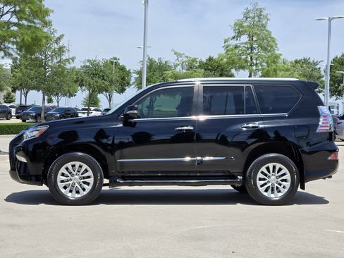 Used 2015 Lexus GX 460 w/ Premium Package AWD/4WD image 2