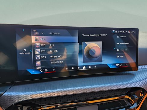 New 2026 BMW 330i Sedan w/ Convenience Package RWD image 24