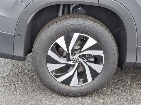 New 2026 Volkswagen Tiguan S AWD/4WD image 5