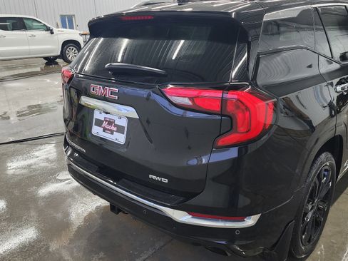 Used 2020 GMC Terrain Denali image 5