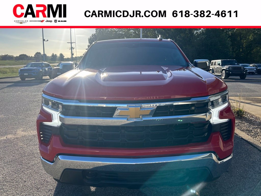Used 2023 Chevrolet Silverado 1500 LT AWD/4WD image 2