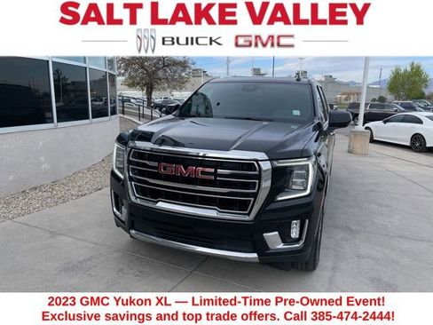 Used 2023 GMC Yukon XL SLT image 1