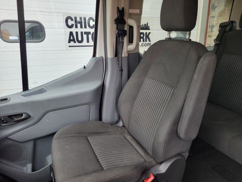 Used 2016 Ford Transit 150 XLT image 23