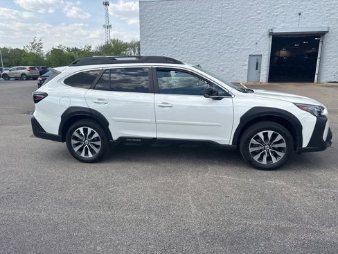 Certified 2023 Subaru Outback Limited AWD/4WD image 2