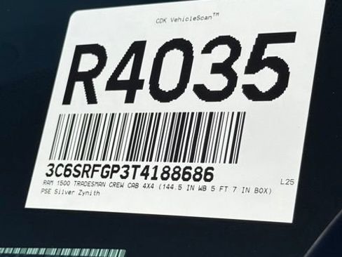 New 2026 RAM 1500 Express AWD/4WD image 33