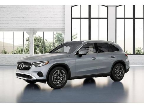Used 2026 Mercedes-Benz GLC 300 4MATIC image 38