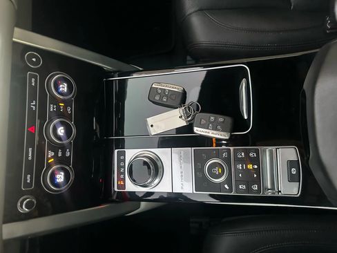 Used 2017 Land Rover Range Rover Supercharged image 47