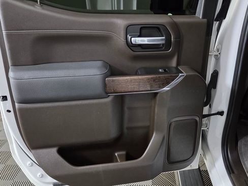 Used 2020 GMC Sierra 1500 Denali w/ Denali Ultimate Package AWD/4WD image 25