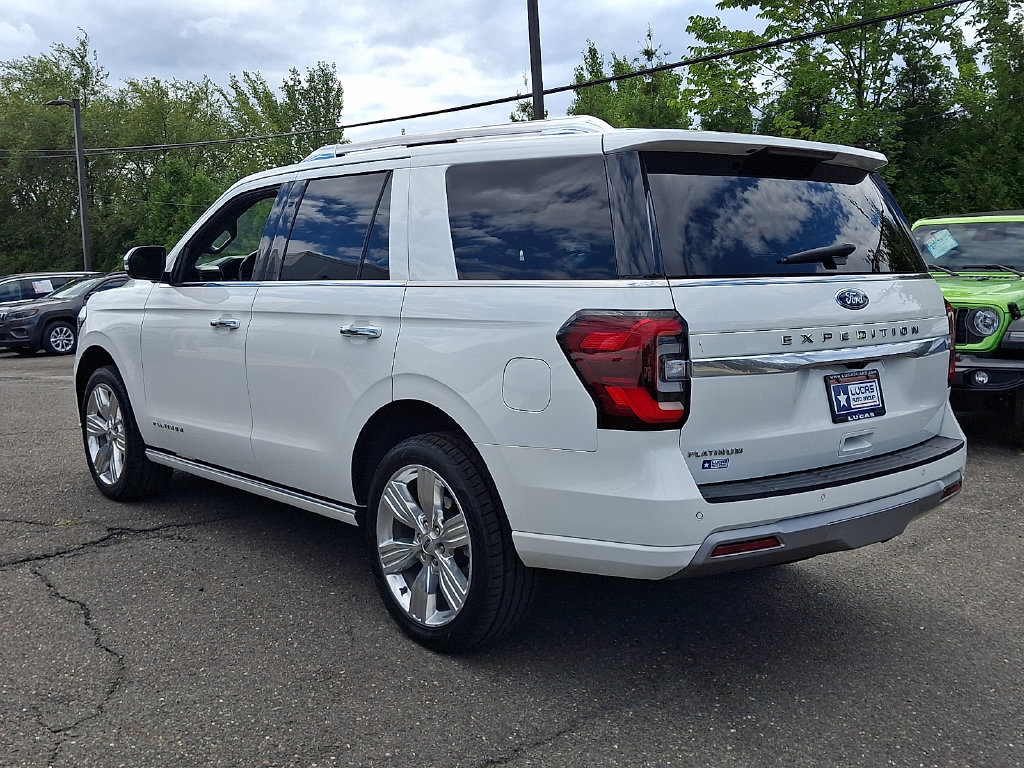 Used 2022 Ford Expedition Platinum AWD/4WD image 8