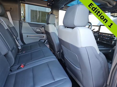 Used 2024 GMC Hummer EV 3X w/ LPO, Illumination Package image 16