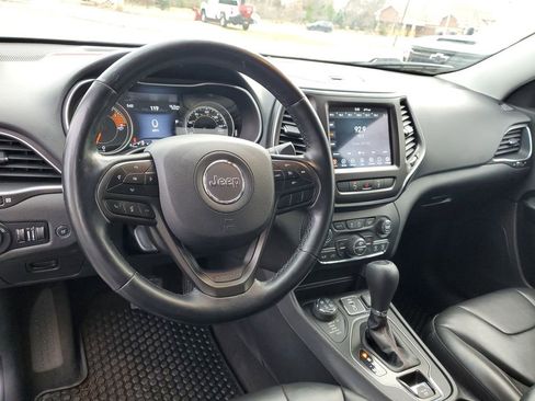 Used 2021 Jeep Cherokee Trailhawk w/ Comfort/Convenience Group image 7