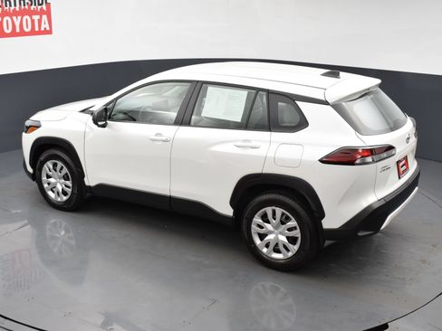 Used 2026 Toyota Corolla Cross L FWD image 18