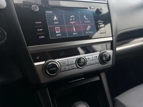 Used 2017 Subaru Legacy 2.5i Sport image 9