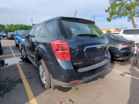 Used 2017 Chevrolet Equinox LS w/ LPO, Protection Package FWD image 4