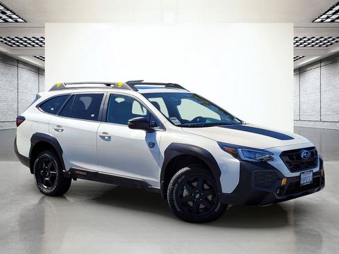 Certified 2025 Subaru Outback Wilderness w/ Wilderness Package AWD/4WD image 2