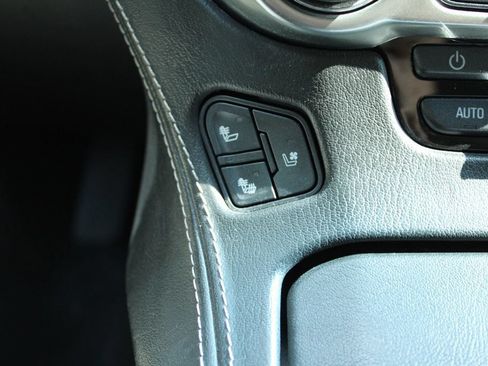 Used 2017 Chevrolet Suburban Premier AWD/4WD image 21