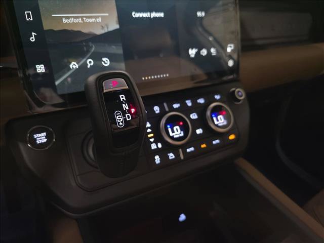 New 2026 Land Rover Defender 110 X-Dynamic SE AWD/4WD image 24