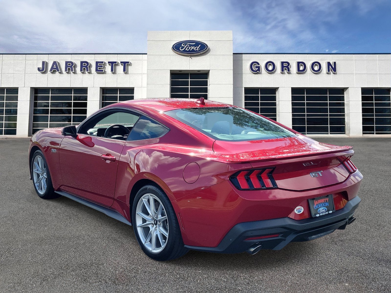 Used 2024 Ford Mustang GT Premium RWD image 3