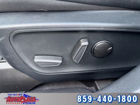 Used 2022 Ford Escape SEL image 22