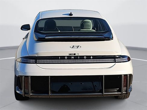New 2025 Hyundai Ioniq 6 SEL image 6