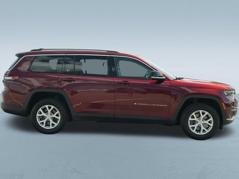 Used 2022 Jeep Grand Cherokee L Limited AWD/4WD image 10