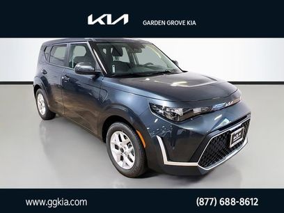 New 2025 Kia Soul LX w/ LX Technology Package