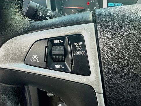 Used 2017 Chevrolet Equinox Premier w/ Enhanced Convenience Package FWD image 35