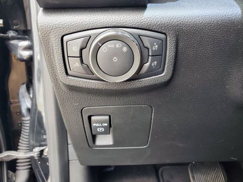 Used 2017 Ford F150 XL w/ Equipment Group 101A Mid RWD image 14