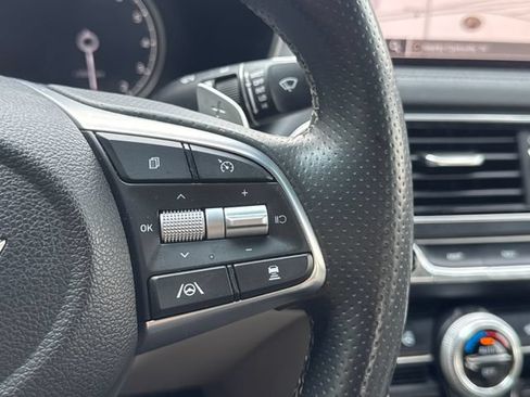 Used 2023 Genesis G70 2.0T AWD/4WD image 25