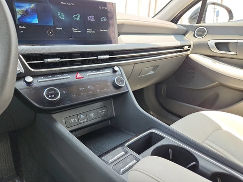 Used 2025 Hyundai Sonata SEL FWD image 20