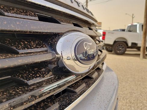 Used 2020 Ford Expedition Limited w/ Equipment Group 303A image 13