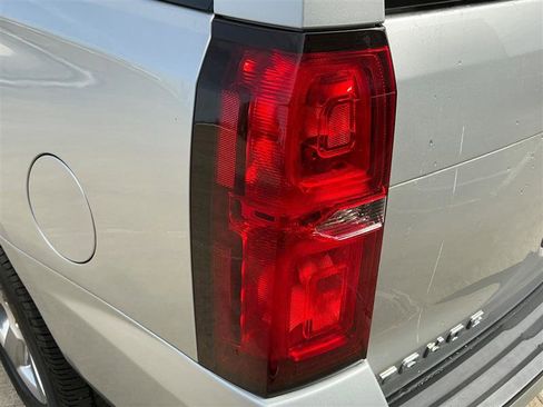 Used 2016 Chevrolet Tahoe LT AWD/4WD image 19
