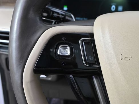 Used 2021 Lincoln Corsair Reserve AWD/4WD image 33