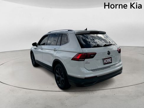 Used 2022 Volkswagen Tiguan SE image 5