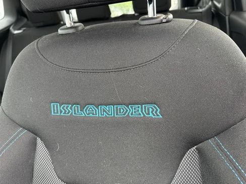 Used 2021 Jeep Renegade Latitude AWD/4WD image 22