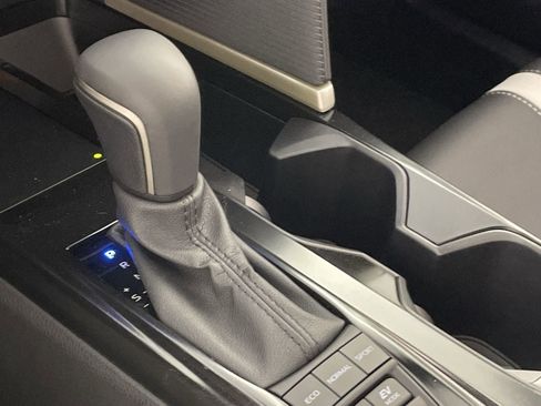 New 2026 Toyota Camry SE FWD image 15