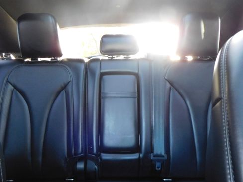 Used 2018 Lincoln MKC Reserve image 29