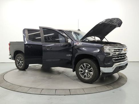 Used 2023 Chevrolet Silverado 1500 LT w/ Texas Edition Plus AWD/4WD image 9