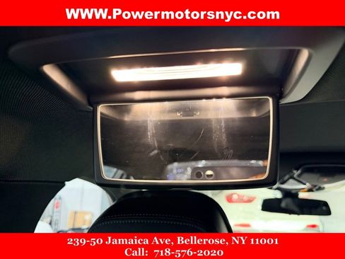 Used 2020 BMW 750i xDrive w/ Executive Package image 41