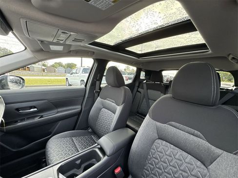 New 2026 Nissan Kicks SV w/ SV Premium Package image 22